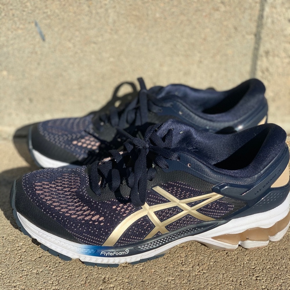 ASICS Women Gel Kayano 26